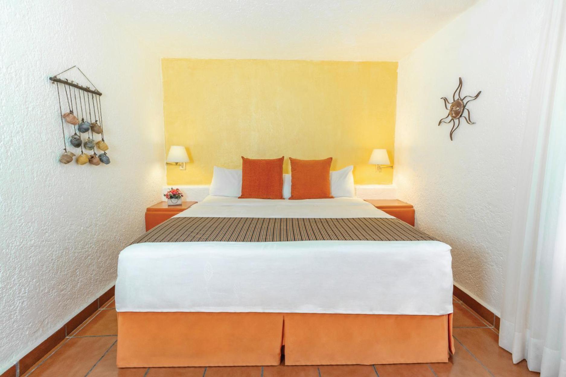 Hotel Racquet קוארנבאקאבה מראה חיצוני תמונה